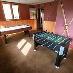 North House - Rocky Mountain Retreat- Enormous House Sleeps 23