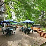 Banff Voyager Inn
