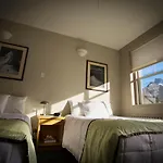 Ywca Banff Hotel