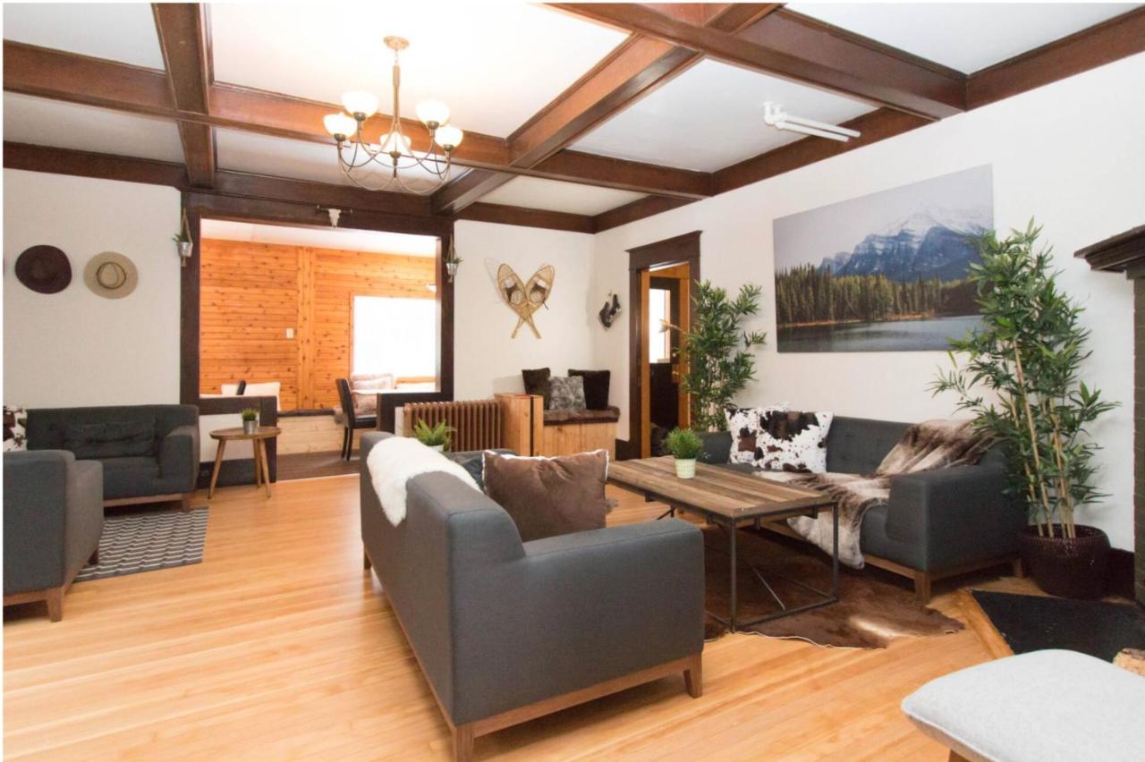 North House - Rocky Mountain Retreat- Enormous House Sleeps 23 *