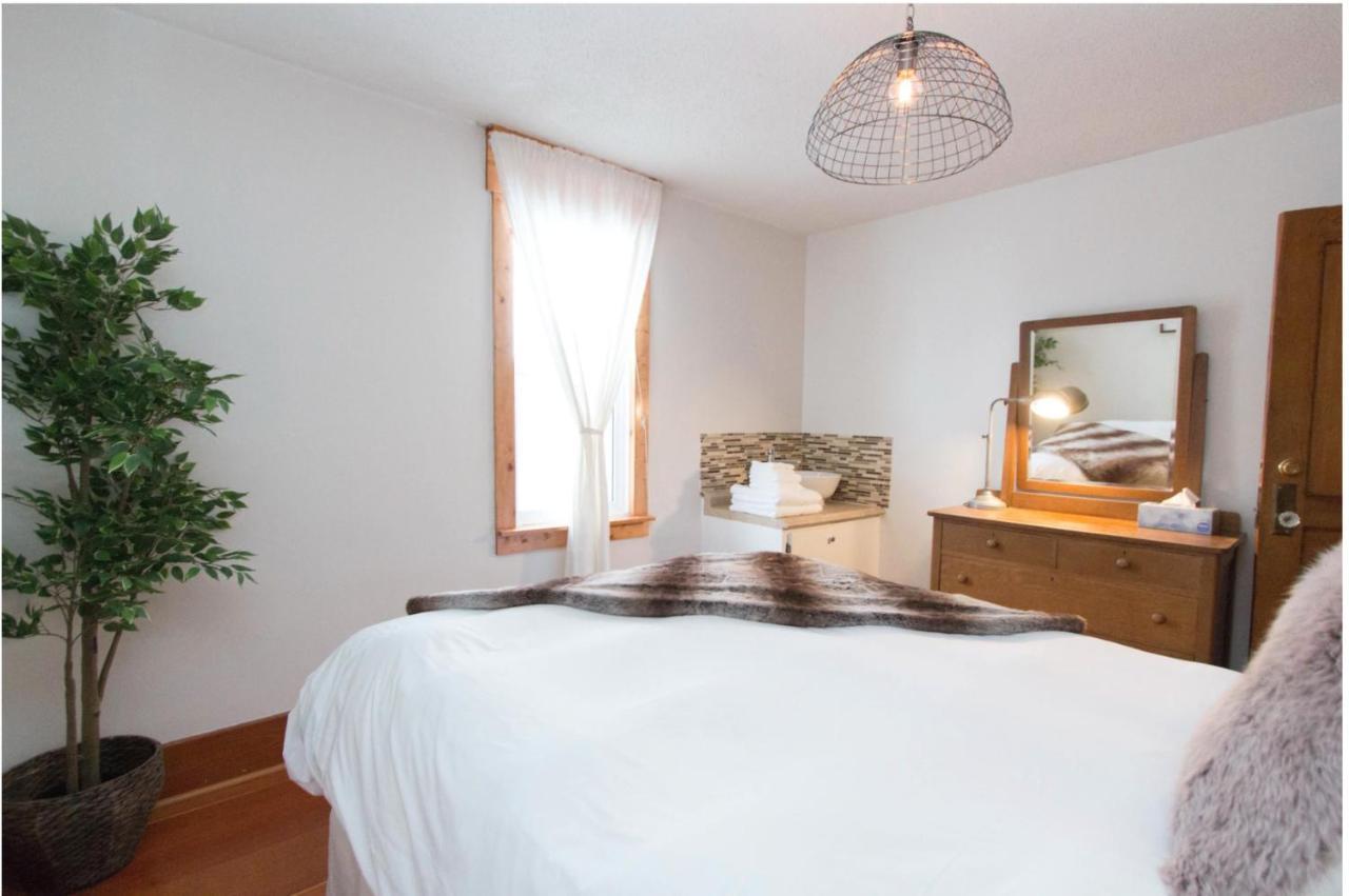 North House - Rocky Mountain Retreat- Enormous House Sleeps 23 Holiday home