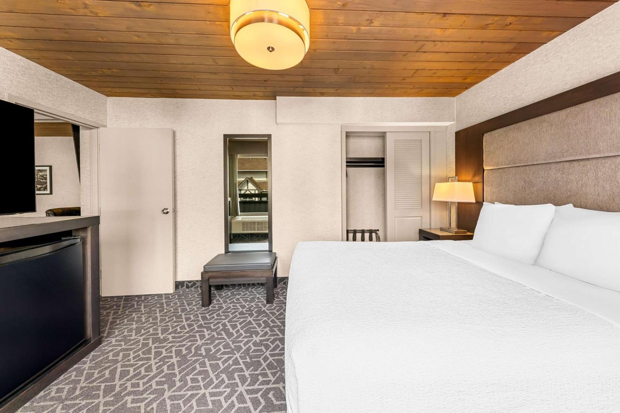 Western International Hotel Banff