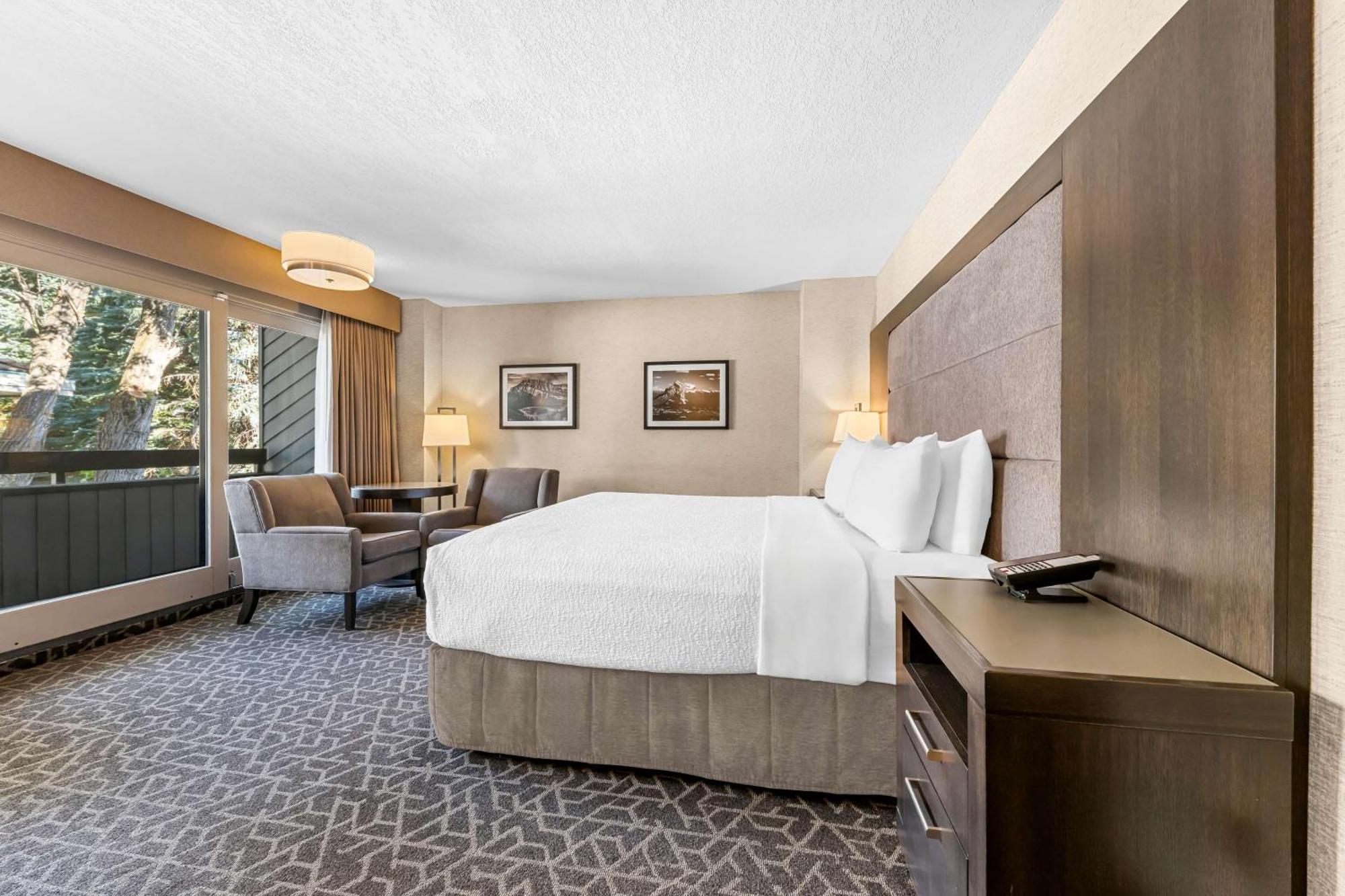 Western International 3* Banff