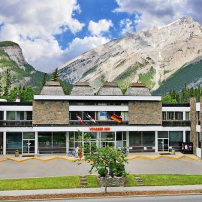 Voyager 2* Banff