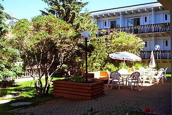 Voyager Motel 2*