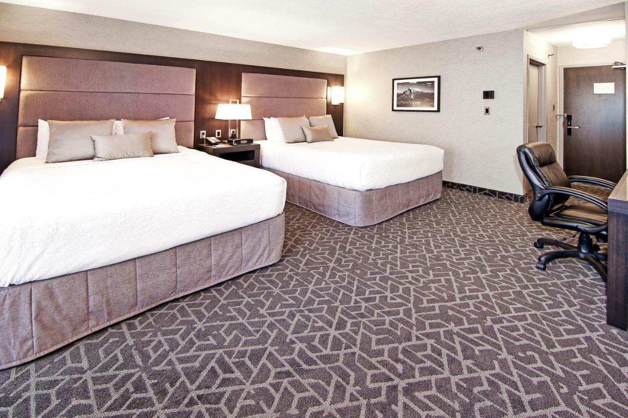 Western International Hotel