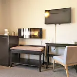 King Edward Hotel