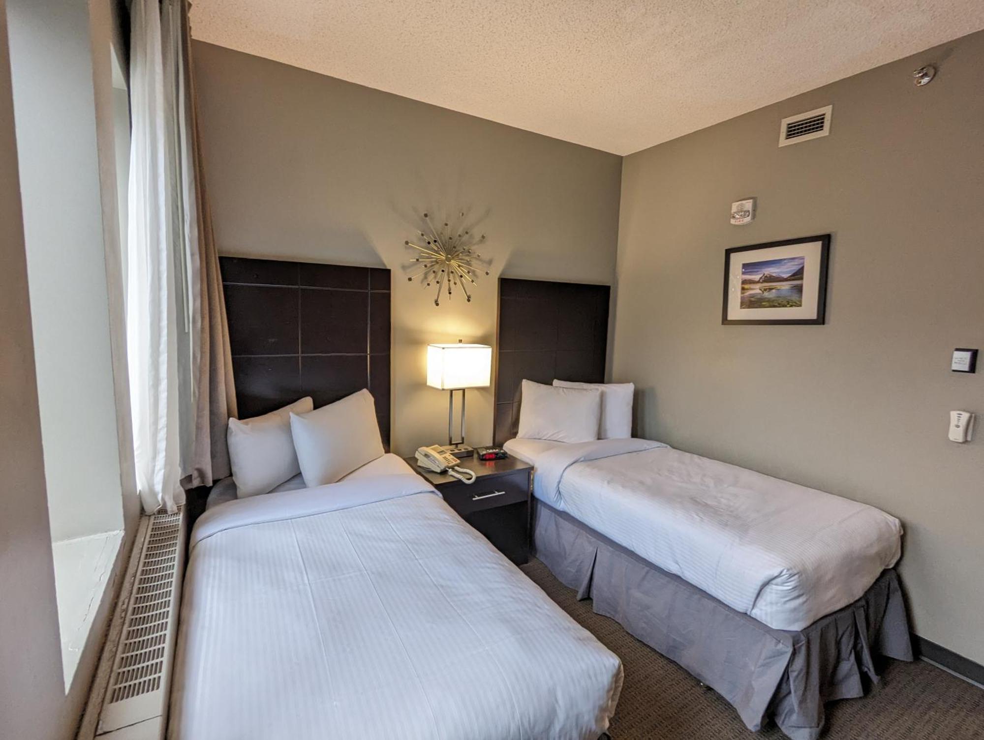 King Edward Hotel 2*