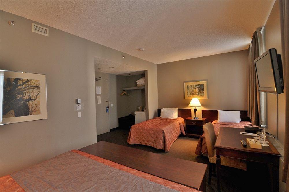 King Edward Hotel 2*