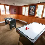 North House - Banff\'S Rocky Mountain House
