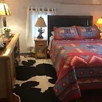 Holiday Lodge Bed And Breakfast