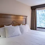 The Rundlestone Lodge