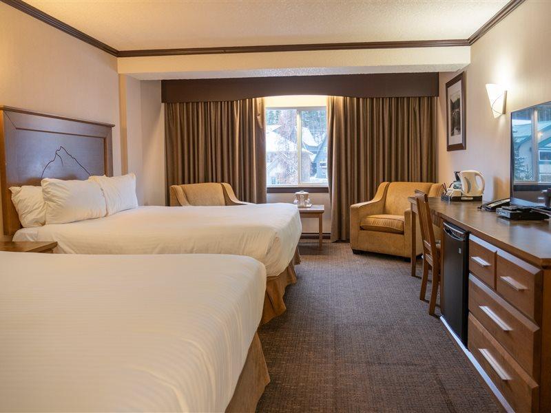 The Rundlestone 3*