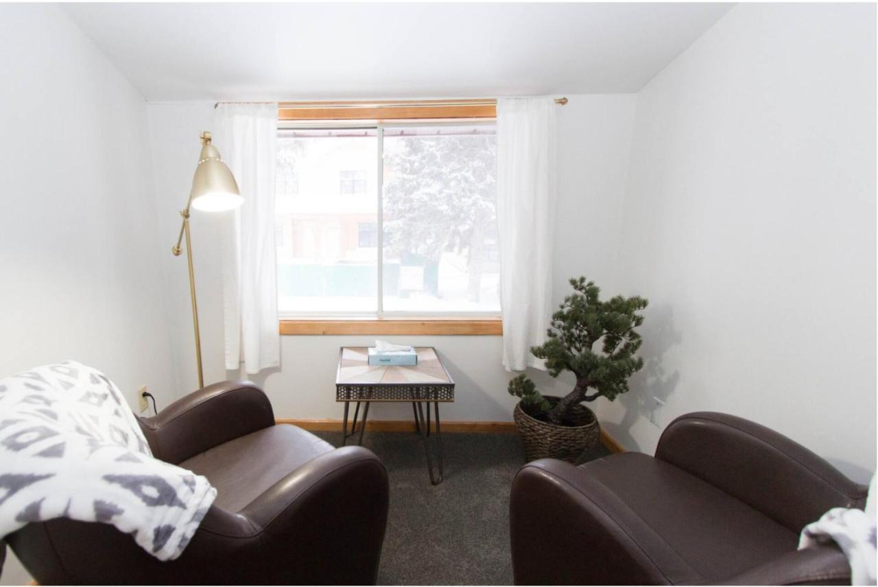North House - Rocky Mountain Retreat- Enormous House Sleeps 23 Holiday home Banff
