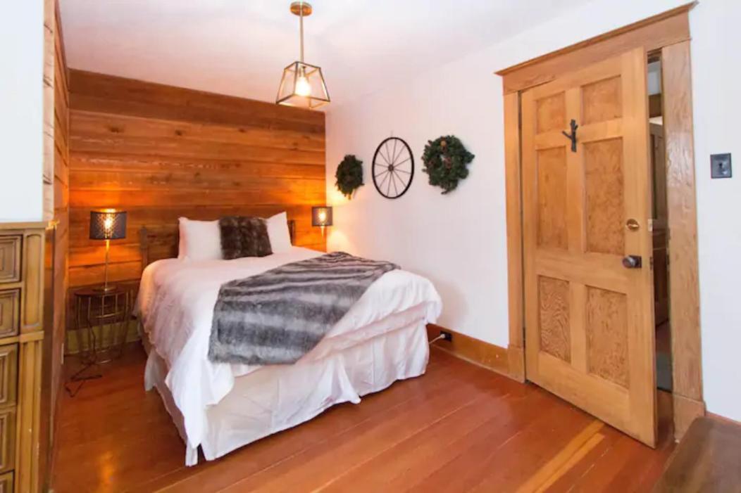 North House - Banff's Rocky Mountain House Holiday home Banff