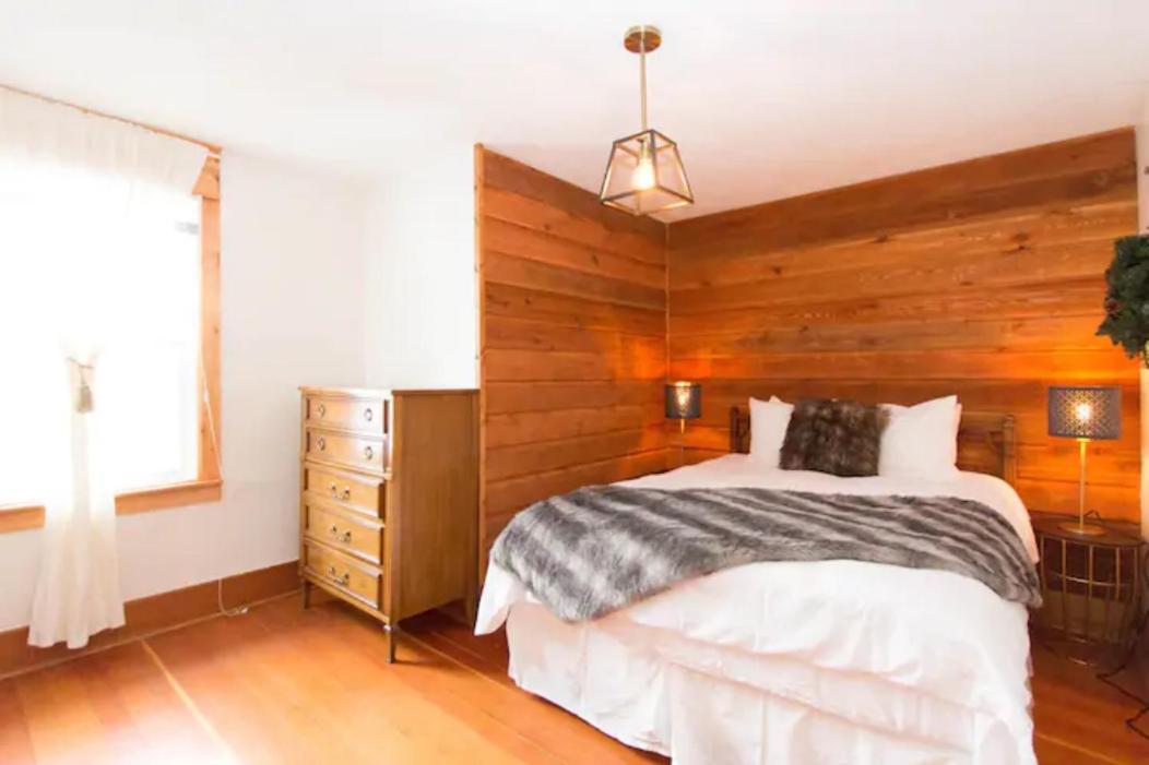 Holiday home North House - Banff's Rocky Mountain House *