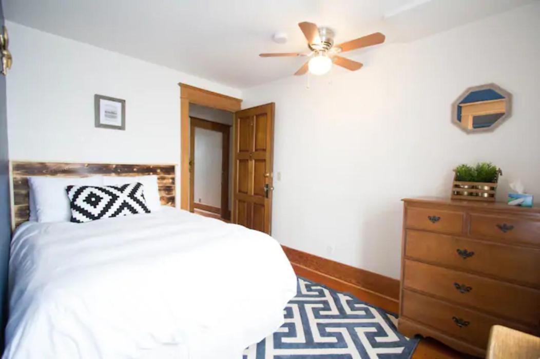 North House - Banff's Rocky Mountain House Holiday home