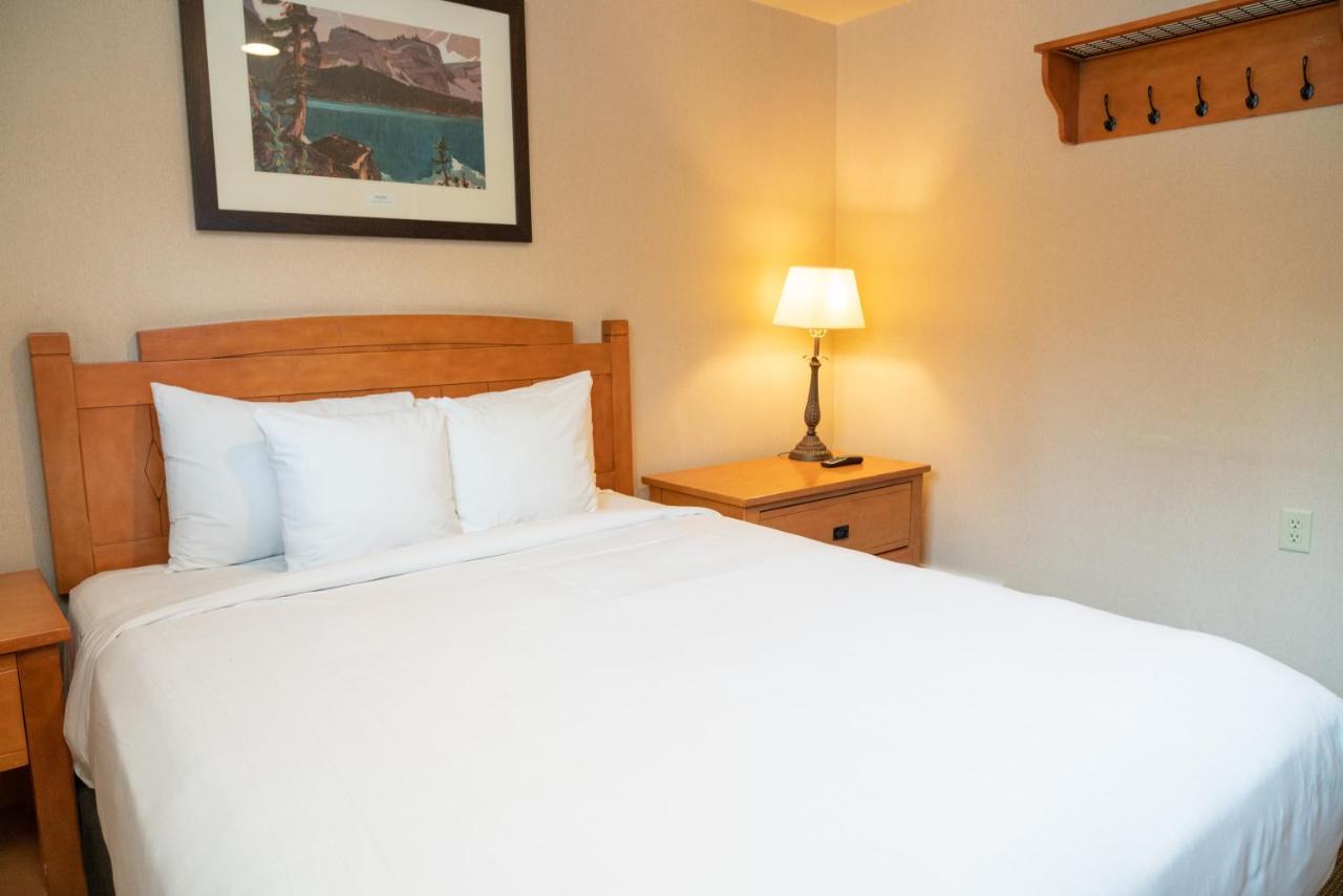 The Hidden Ridge Hotel