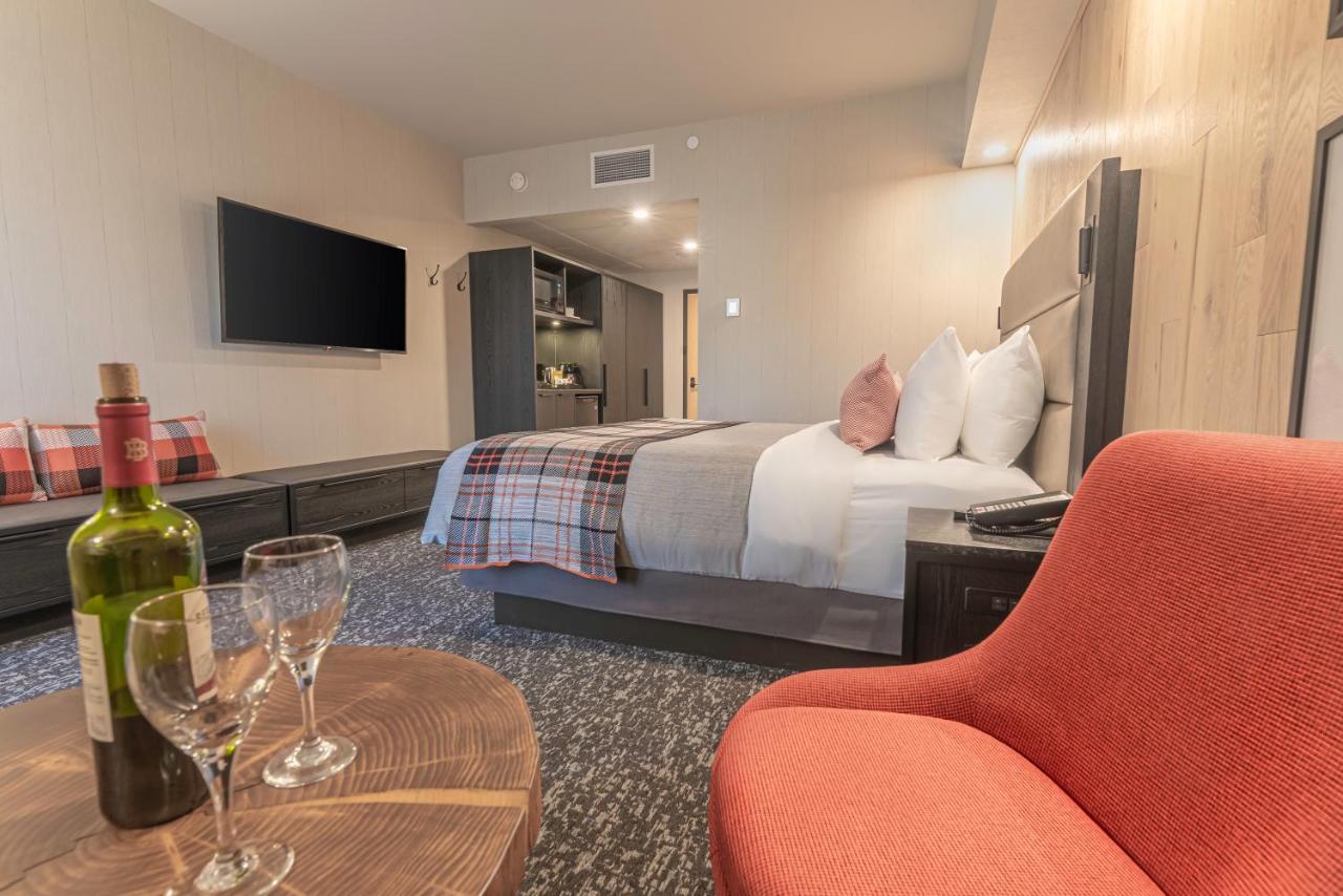 Peaks And Hotel 3*