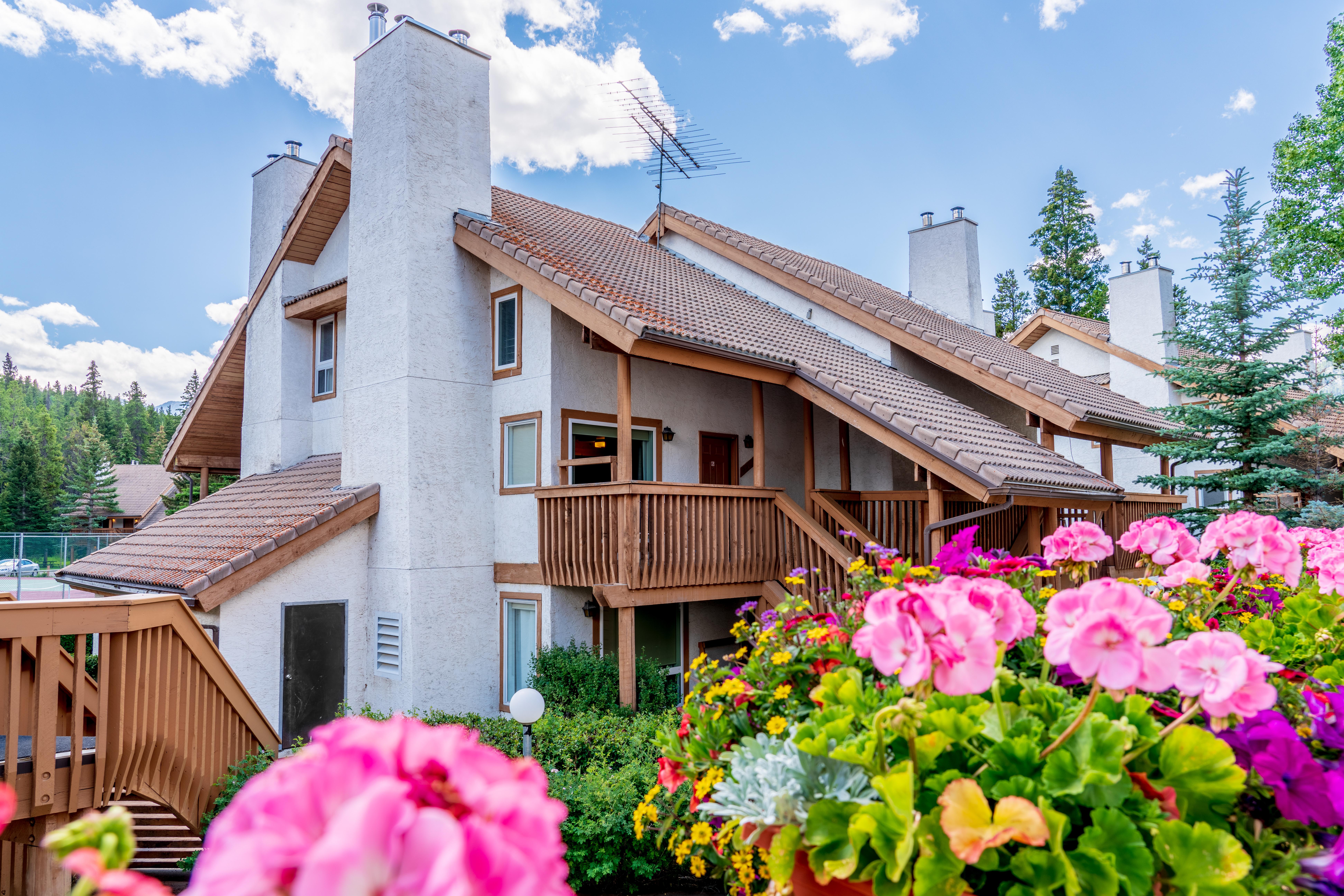 Rocky Mountain Hotel 3*