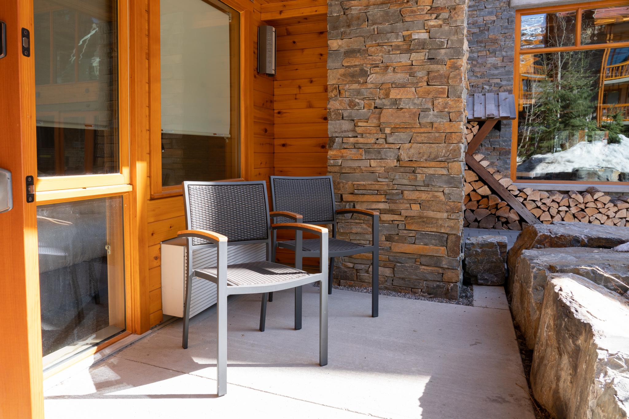 Moose And 4* Banff