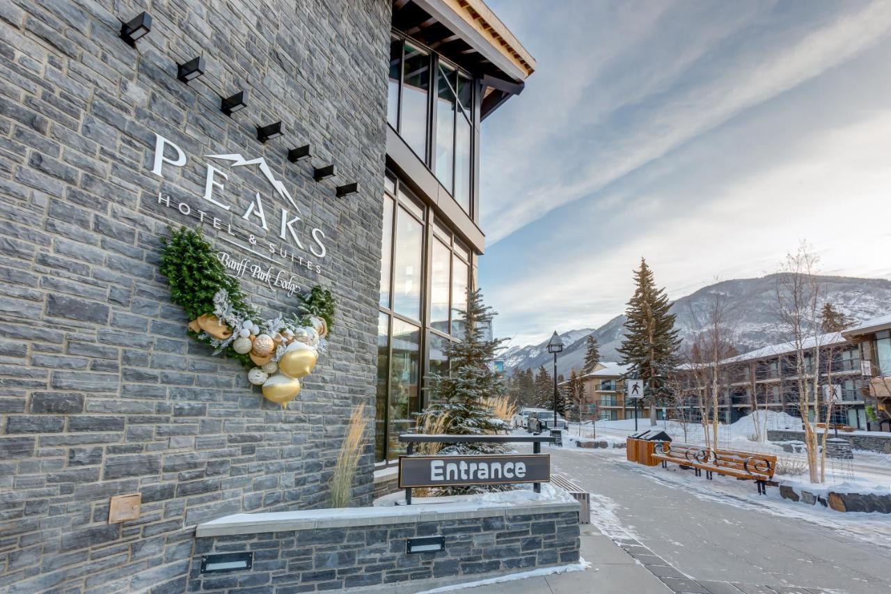 Peaks And Hotel 3*