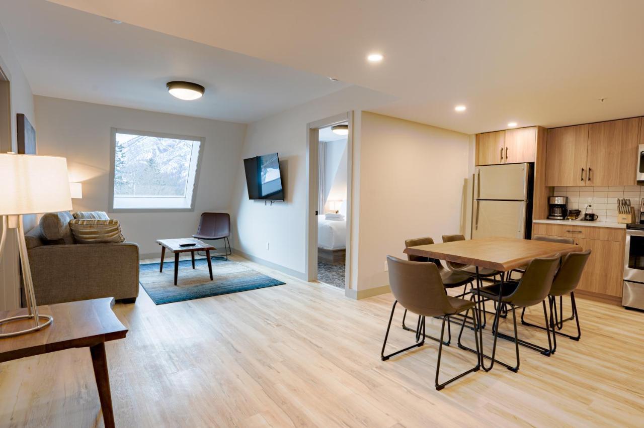 Basecamp Apartment