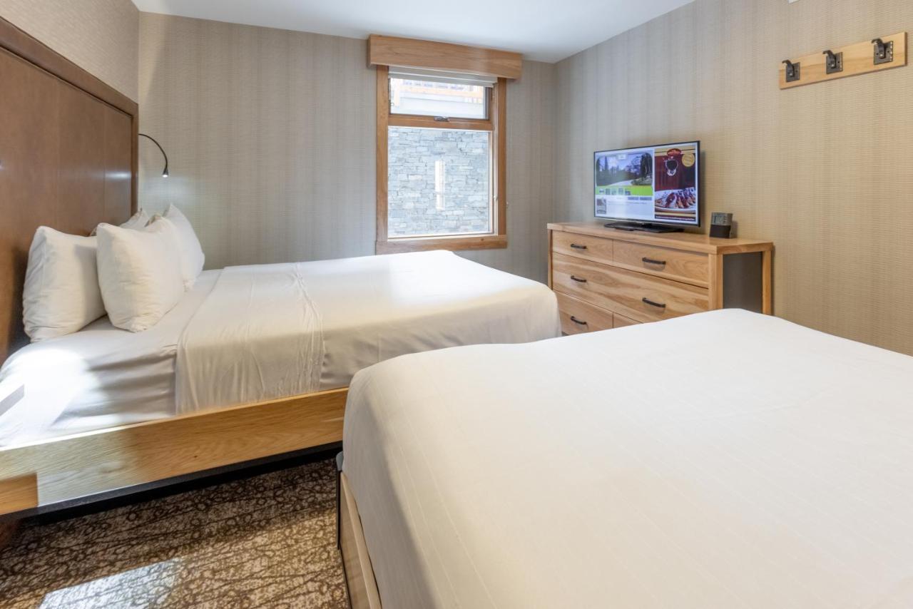 Moose And Hotel 4*
