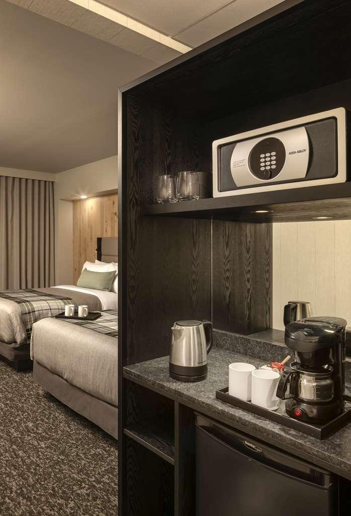 Peaks And Hotel 3*