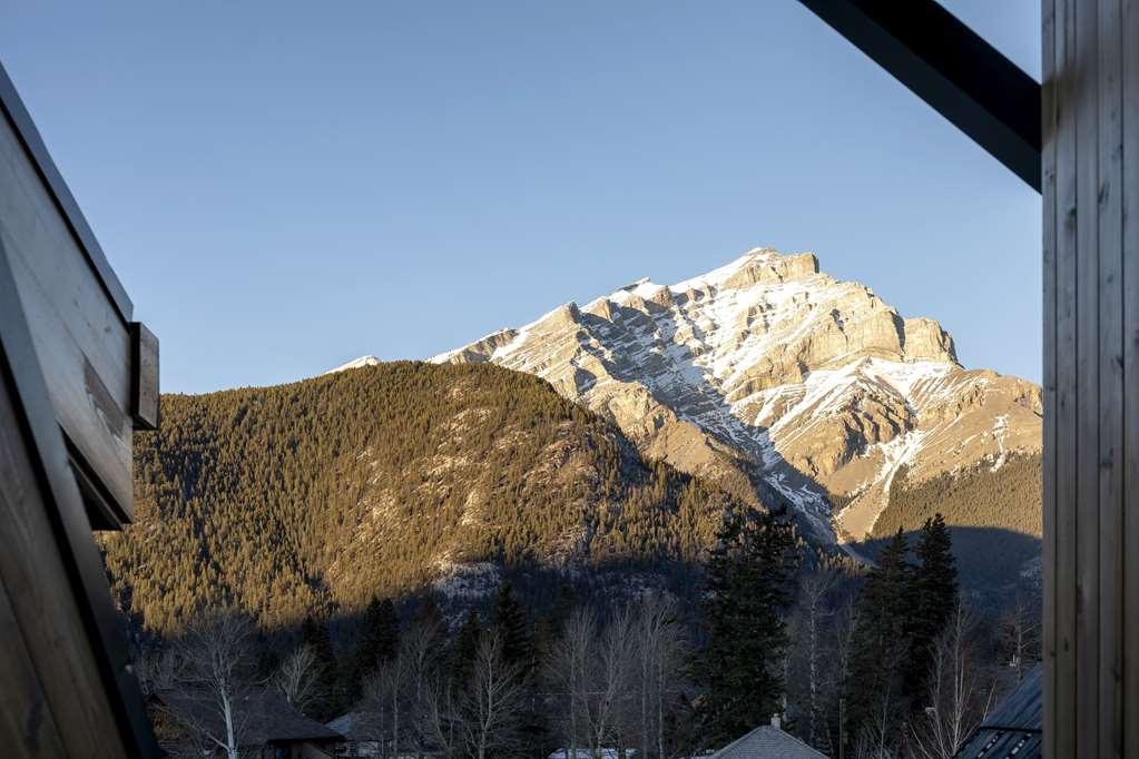Hotel Peaks And