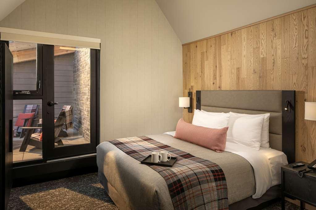Peaks And Hotel 3*