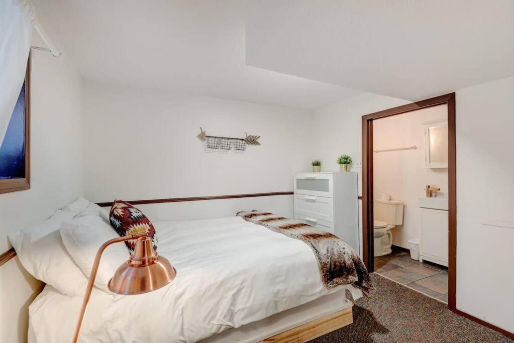 North House - Three Bedroom Basement
