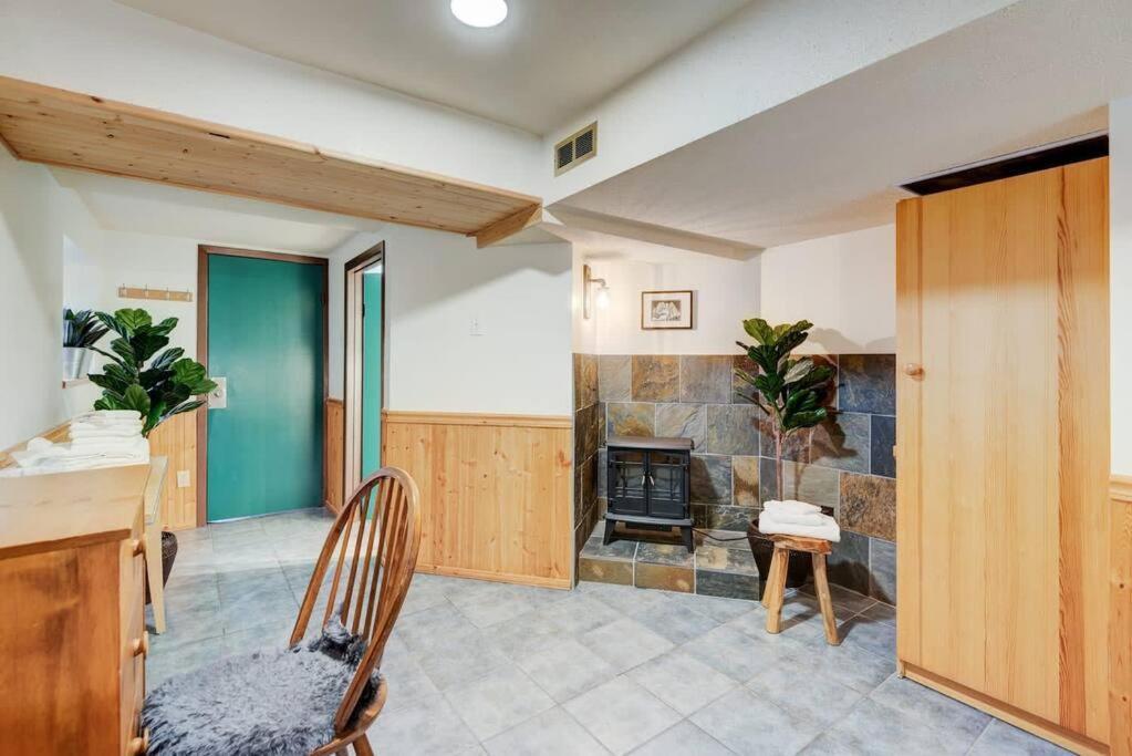 Holiday home North House - Three Bedroom Basement *