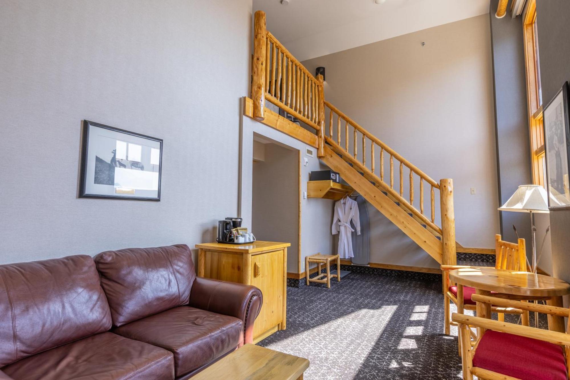 Brewster Mountain Hotel
