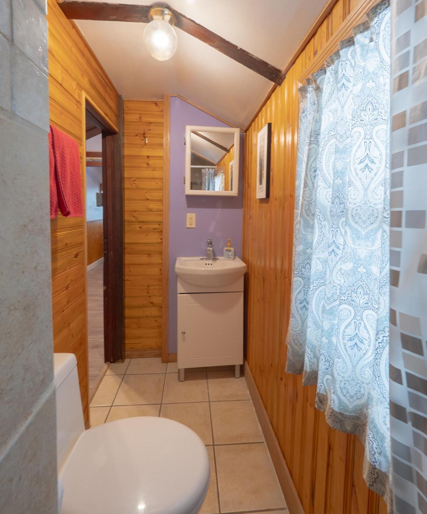 Hillside Holiday park 2*