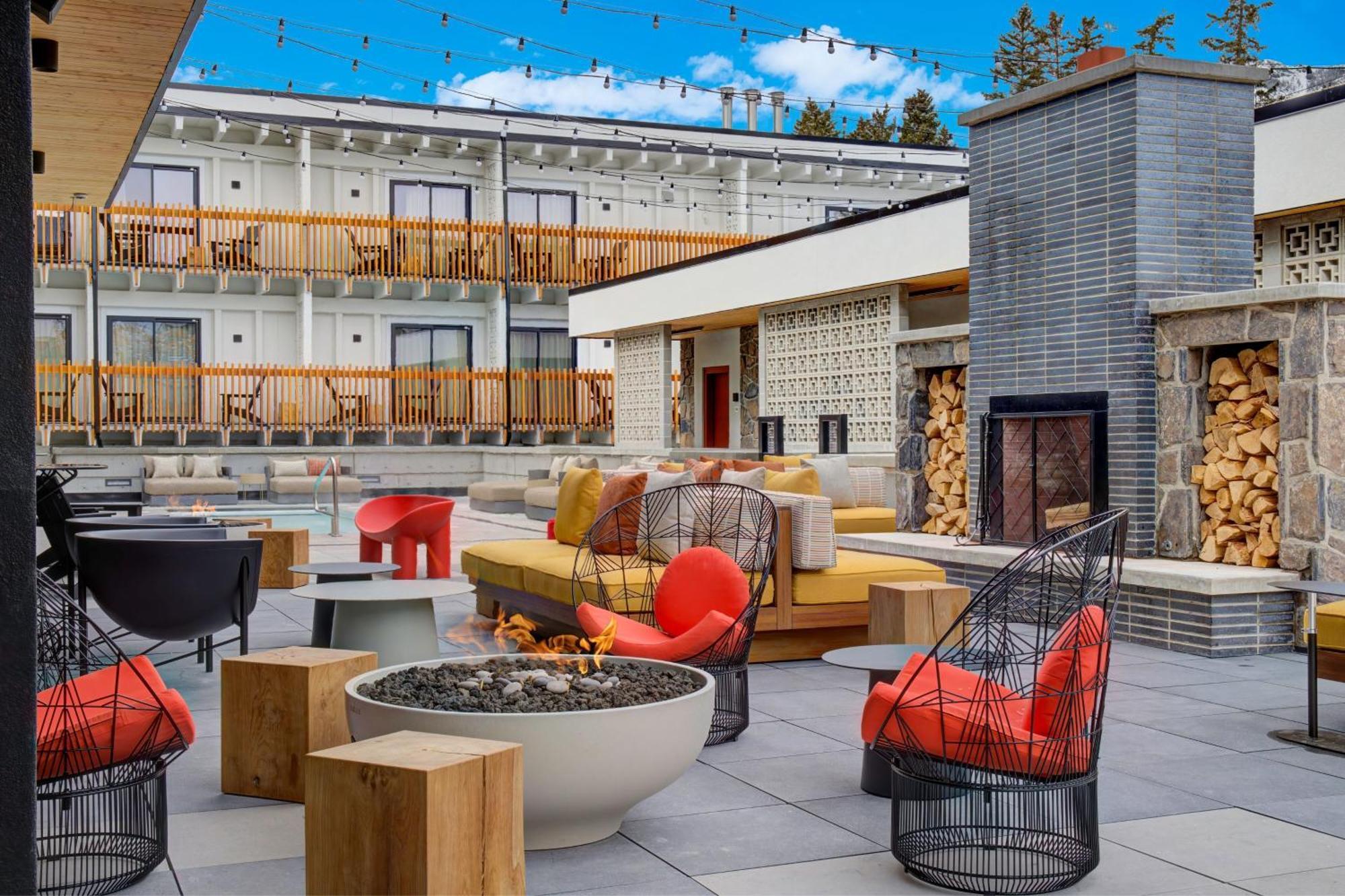 Moxy Hotel Banff