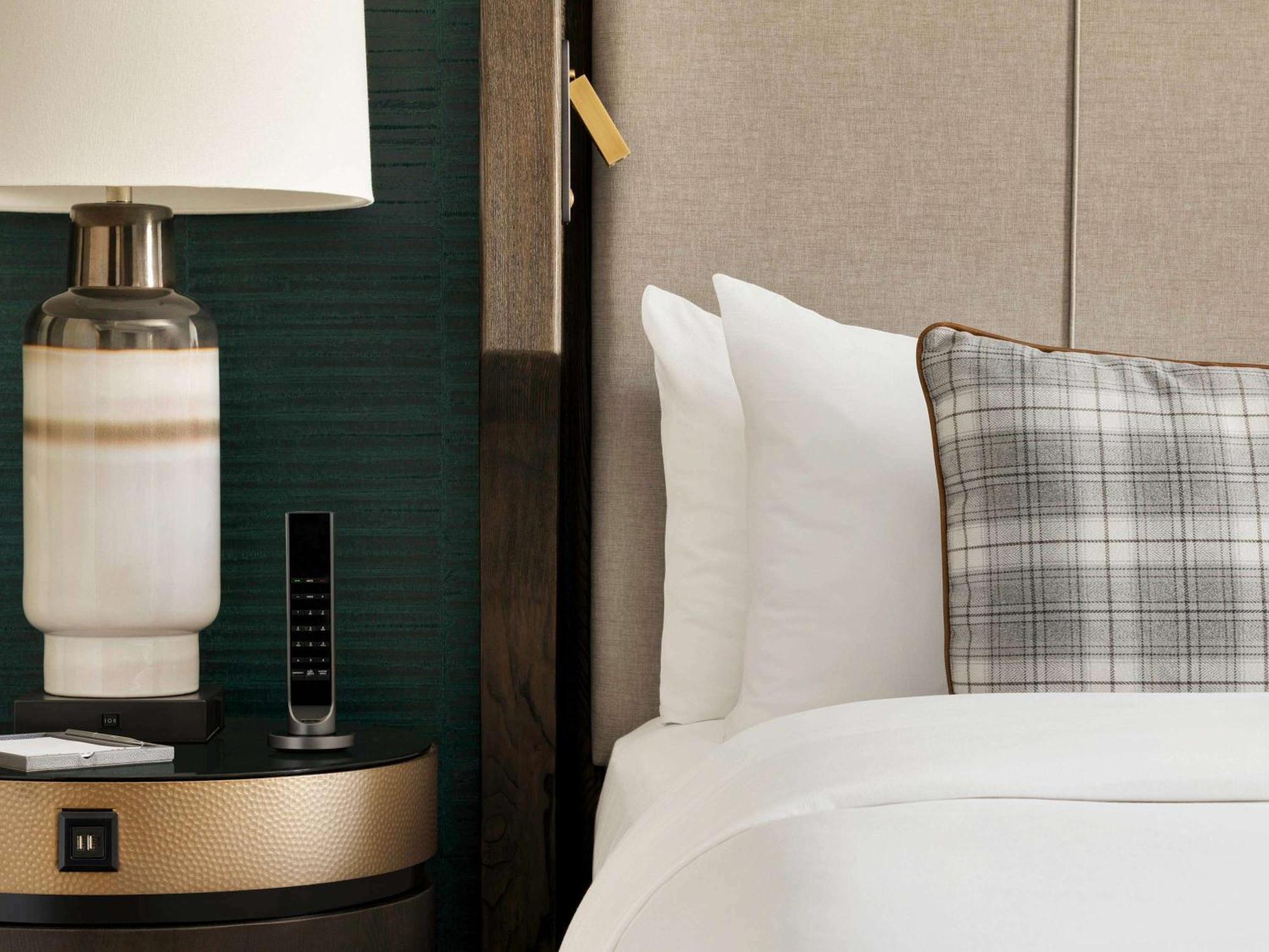 Fairmont Springs Resort