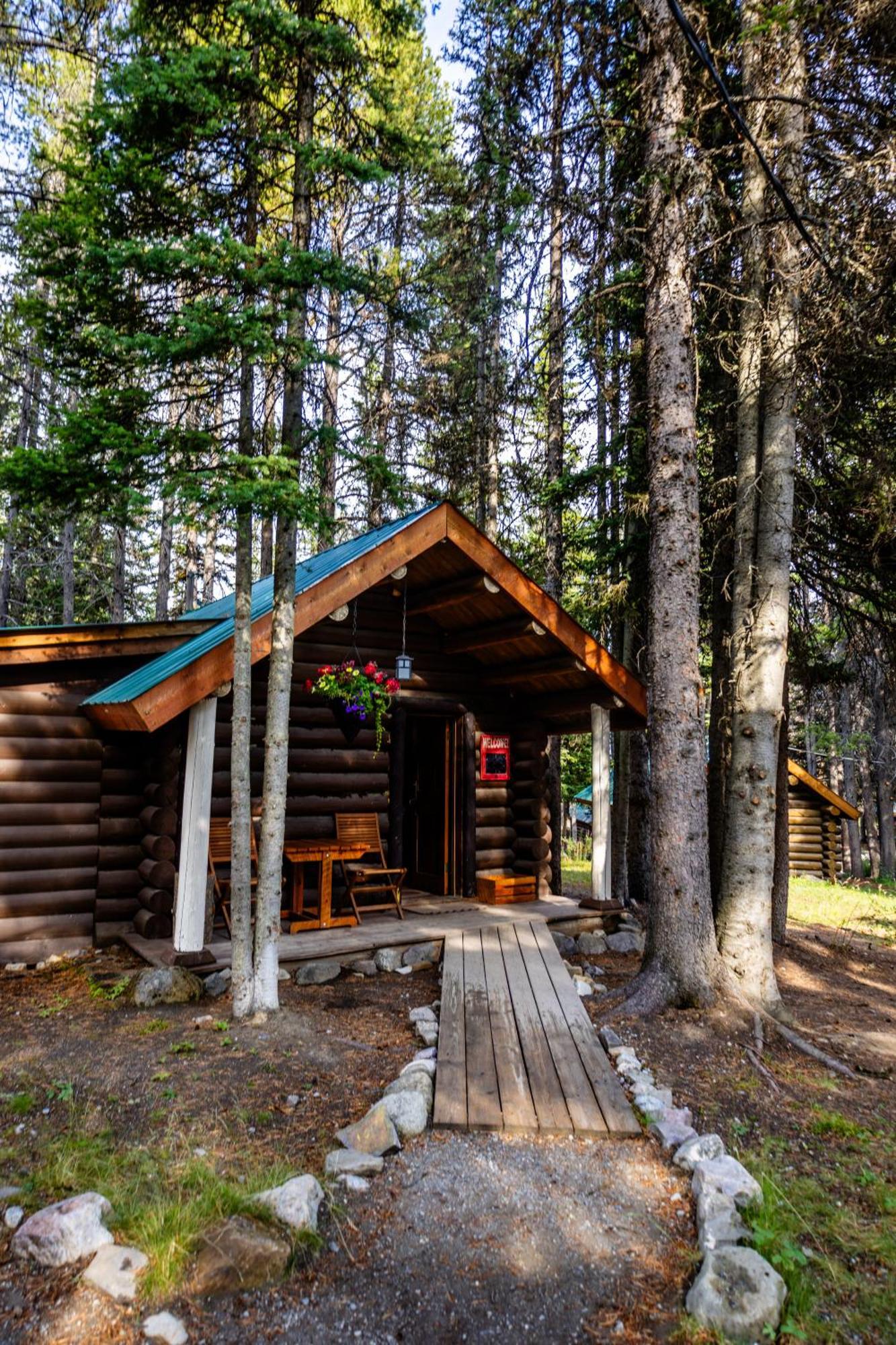 Hotel Storm Mountain &