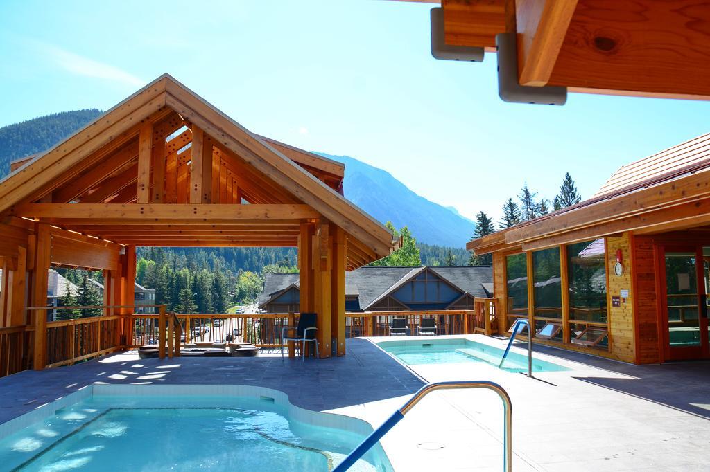 Moose And Hotel 4*