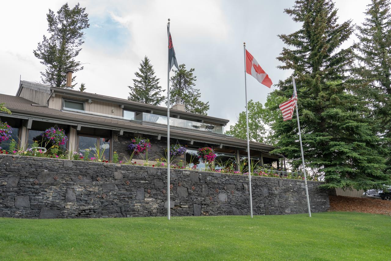 Tunnel Mountain