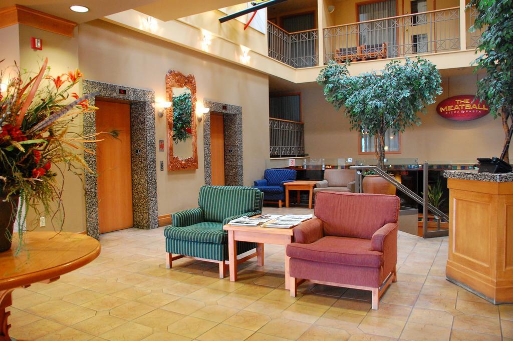 Hotel Ptarmigan Banff