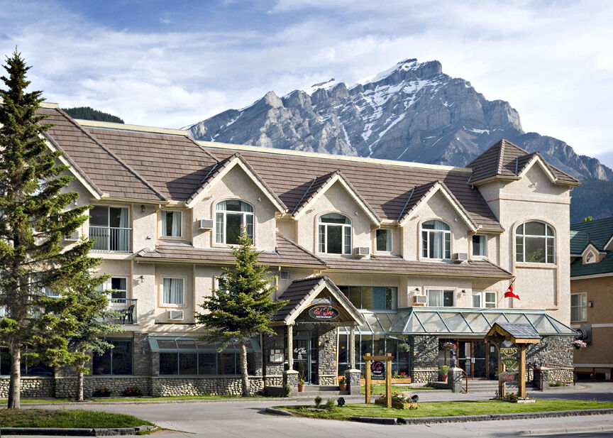 Irwin's Mountain Hotel 3*