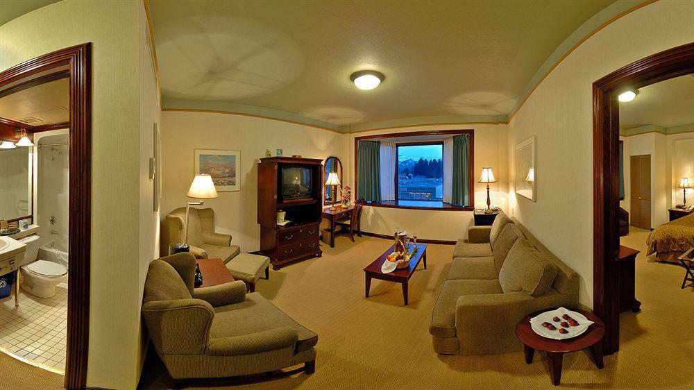 Hotel Mount Royal Banff