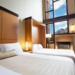 Sunshine Mountain Lodge