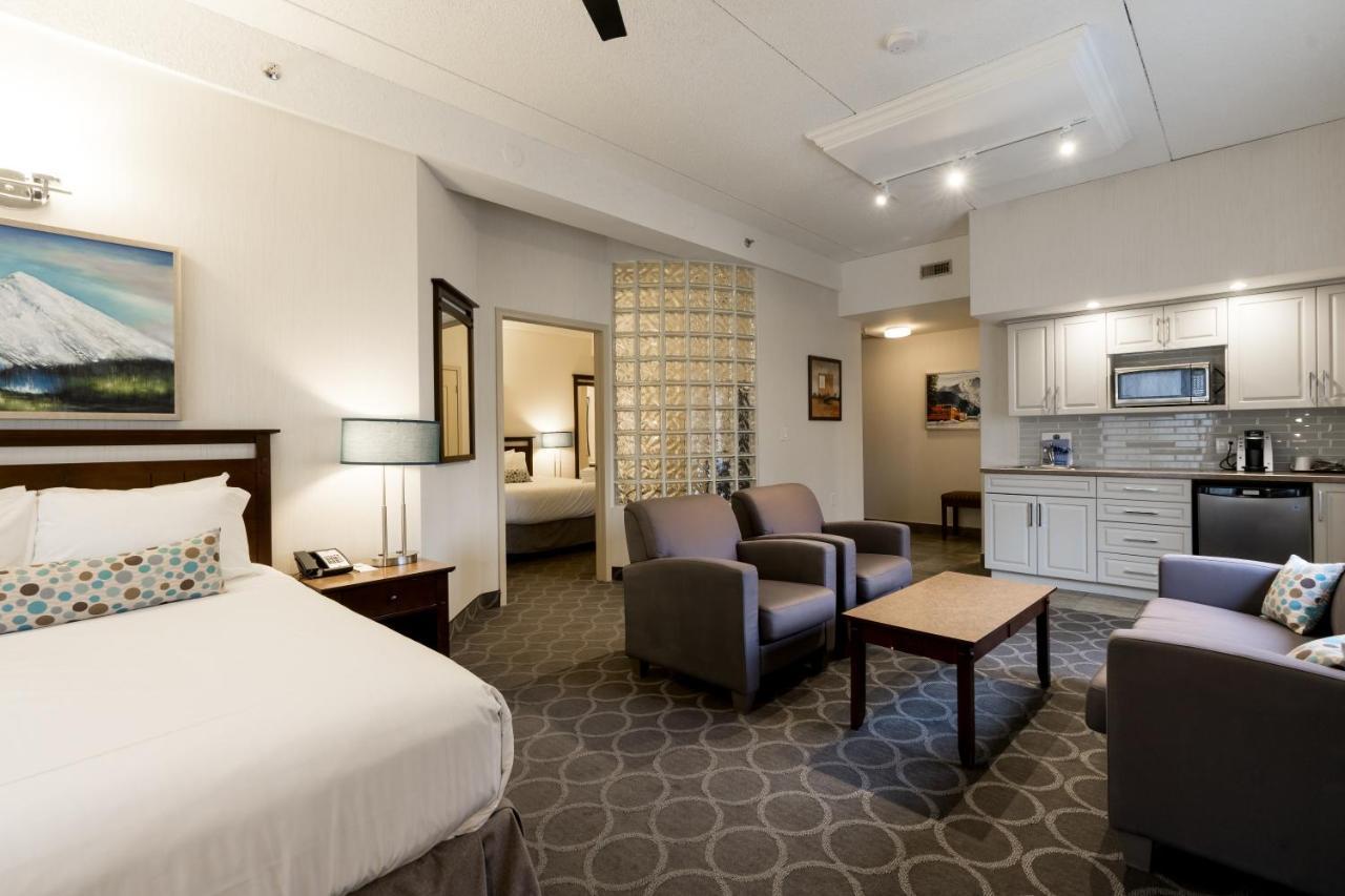 Hotel High Country 3*