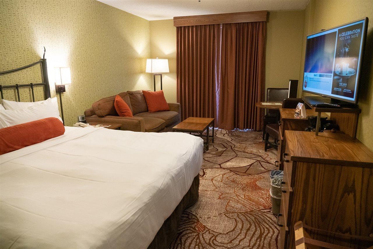 Caribou And Hotel Banff