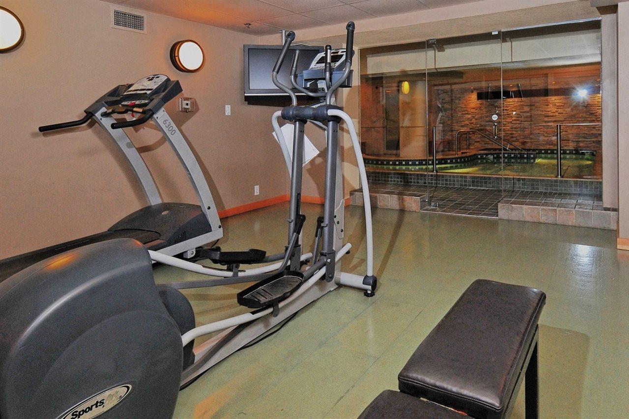 Caribou And Hotel 3*