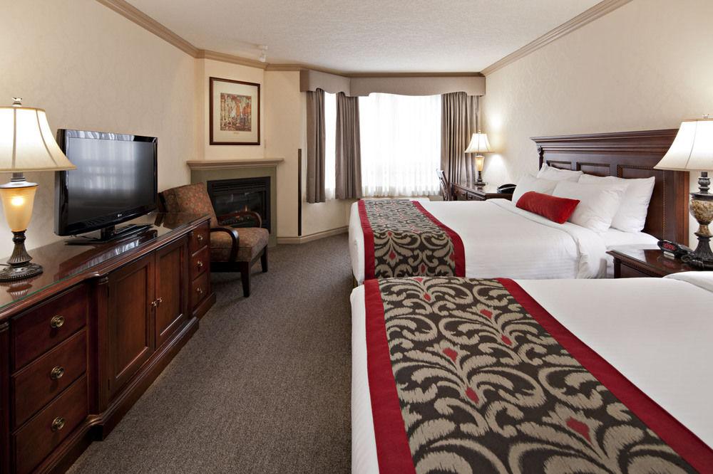 Royal Canadian 4*