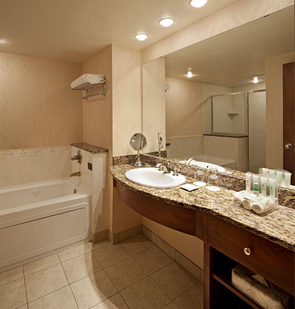 Hotel Royal Canadian