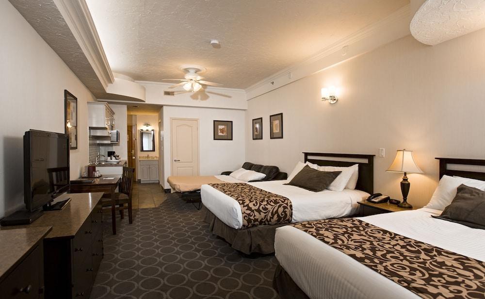 High Country Hotel 3*